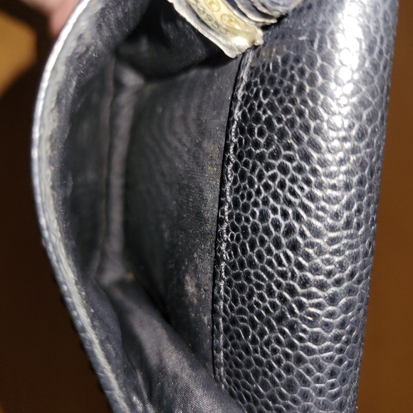 CHANEL Black Caviar CC Cigarette Case - Picture 4 of 9